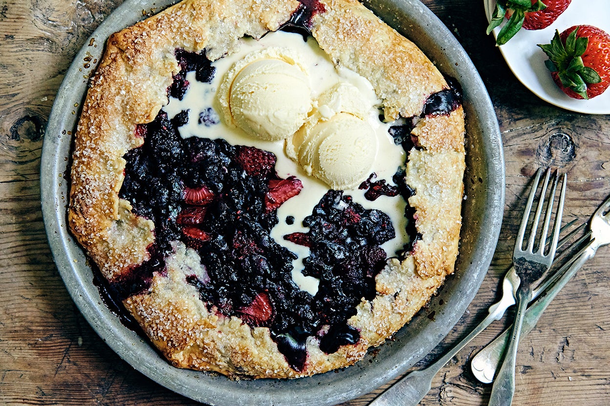 Mixed Berry Pie