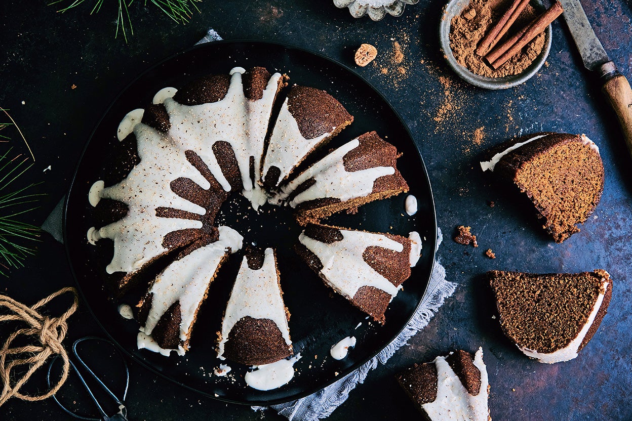 https://www.kingarthurbaking.com/sites/default/files/2020-02/gingerbread-bundt-cake-alt.jpg