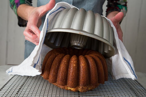 How to Get Cake Out of a Bundt Pan in One Piece