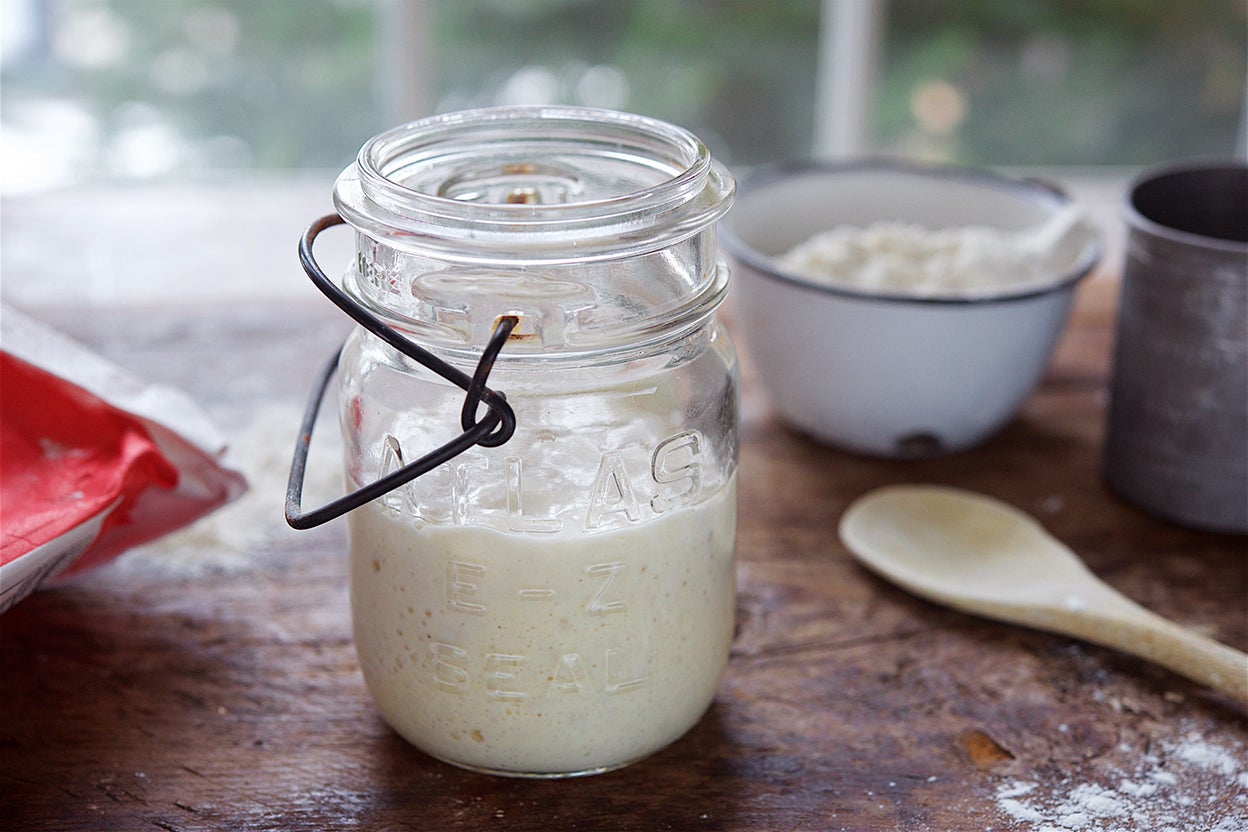 How to make sourdough starter with just 2 ingredients! %%page%%