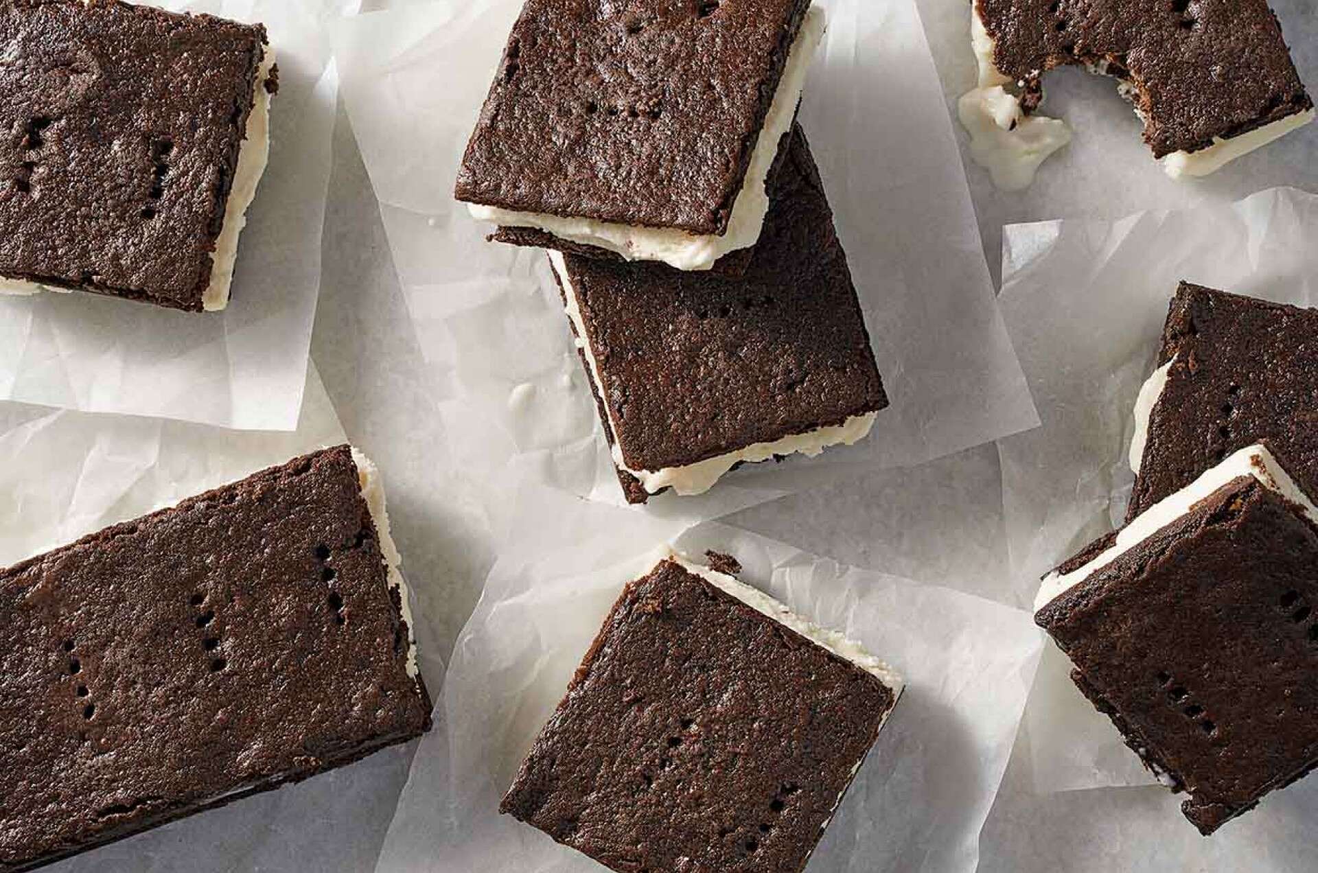 Ice Cream Maker Mixes Nostalgia Rock Salt Chocolate Vanilla