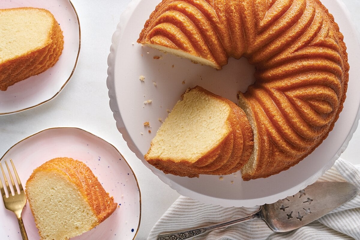 Mini Bundt Pan Guide - The Answer Is Cake