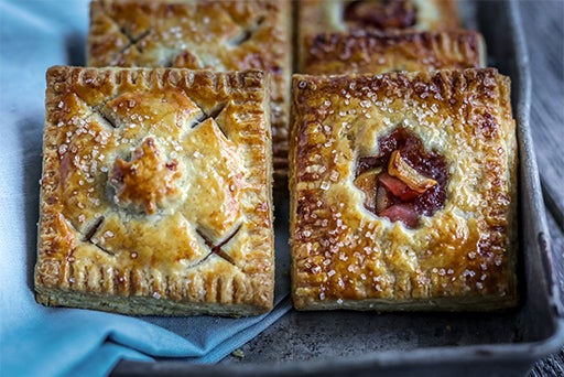 Cinnamon Apple Hand Pies