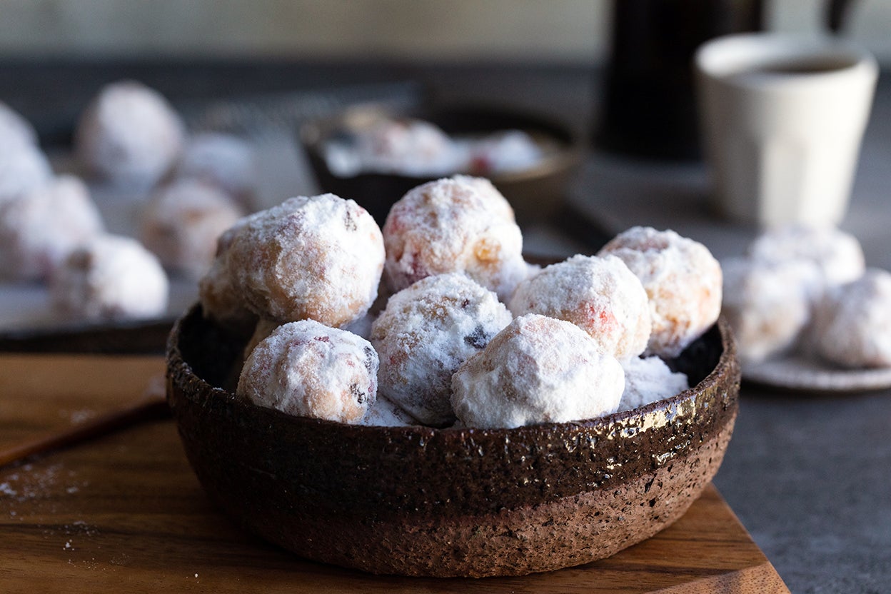 Star of David Bundt - Baking Bites