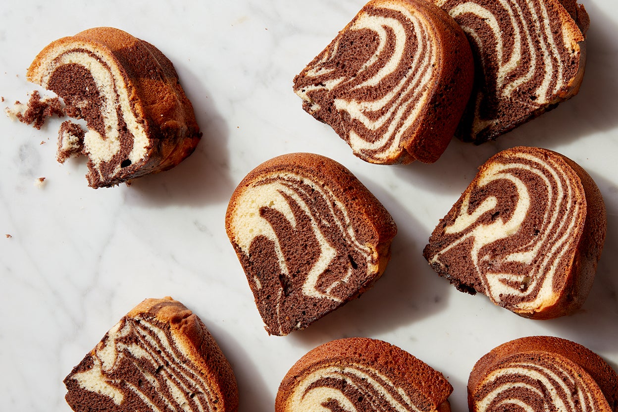 Marble Bundt Cake: so buttery it melts in your mouth!