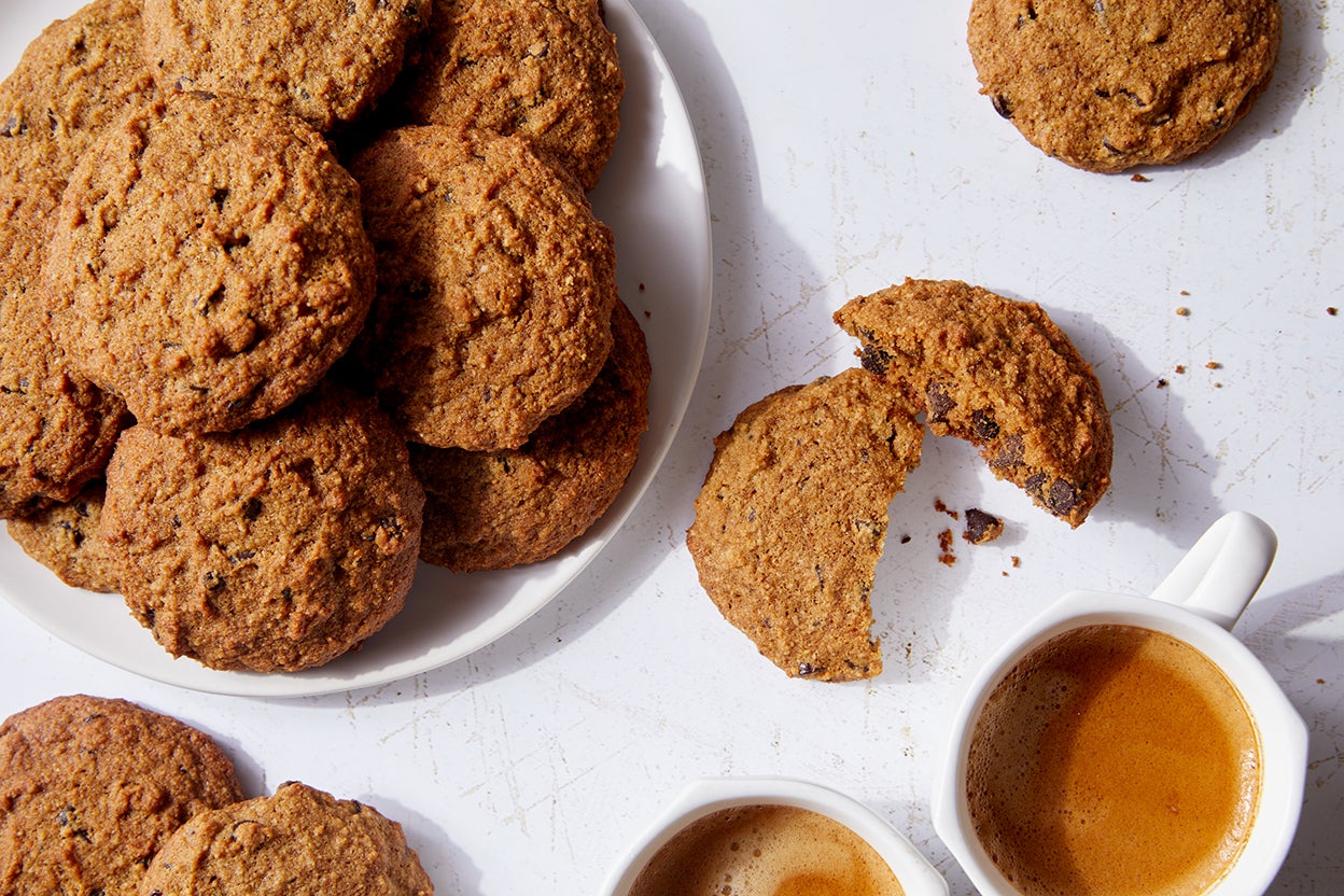 Paleo Chocolate Chip Cookies