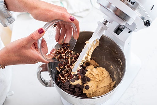 Joy's Brown Butter Chocolate Chip Cookies – Step 8