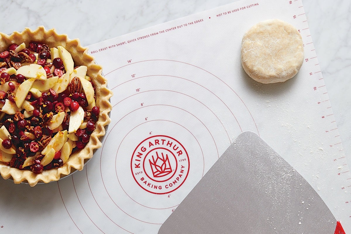 Durable silicone bread basket For Perfectly Formed Pies 