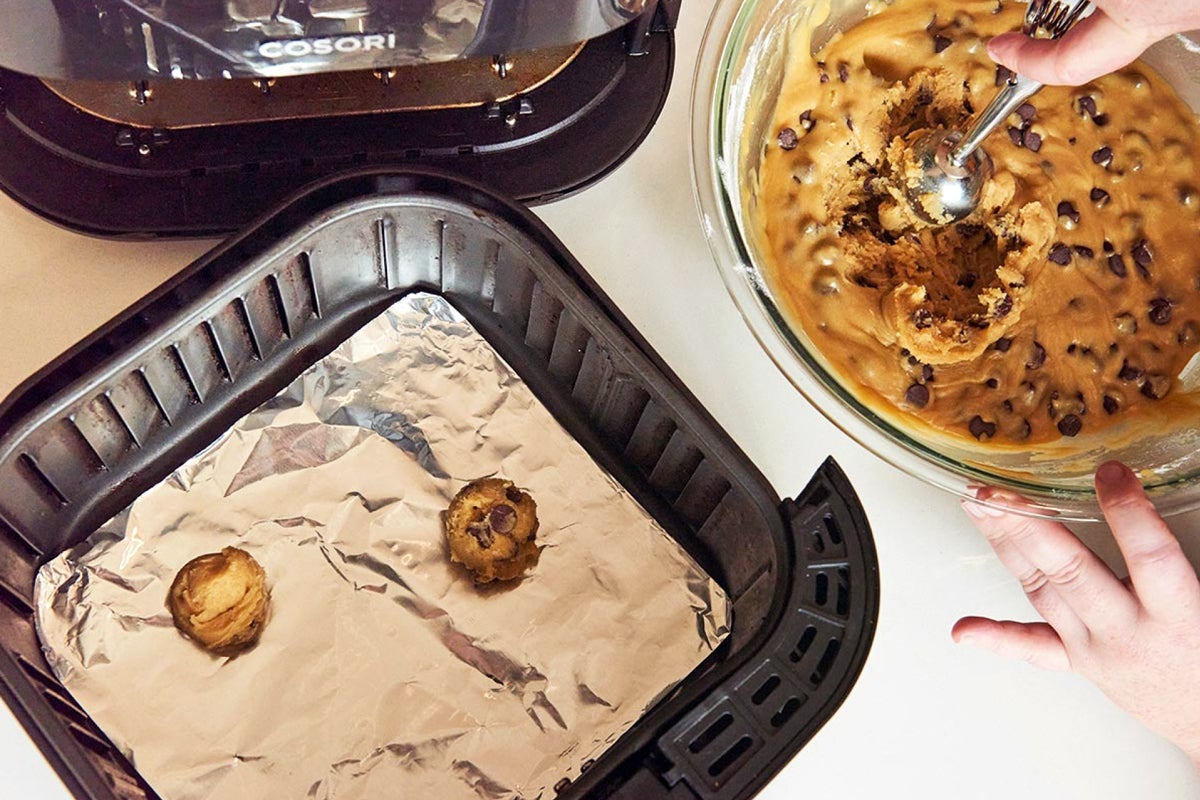 This air fryer pot keeps food crisp and makes cleanup easy