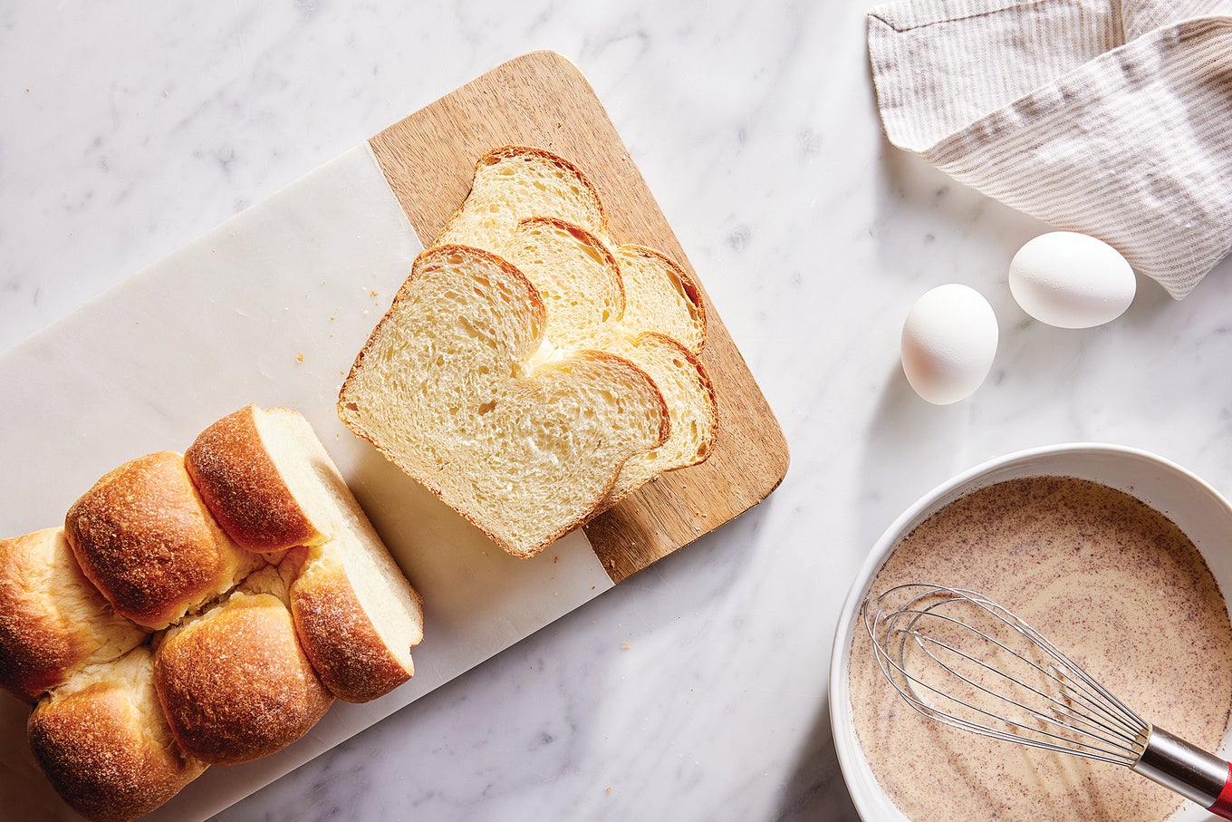 Crisp Toaster Collapses Into A Slimmer Slab When Not In Use