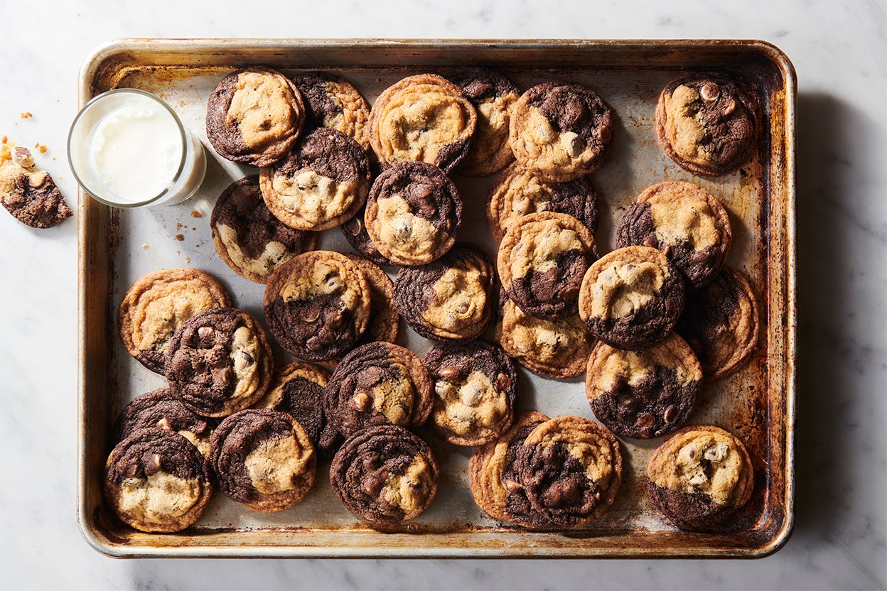 https://www.kingarthurbaking.com/sites/default/files/2022-07/Marbled-Chocolate-Chip-Cookies-7570.jpg