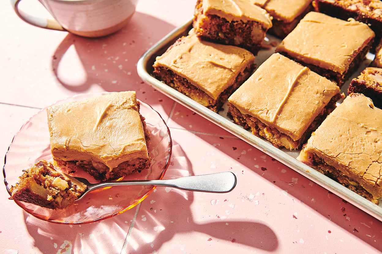 Apple cake delivery in the UK by Beverly Hills Bakery