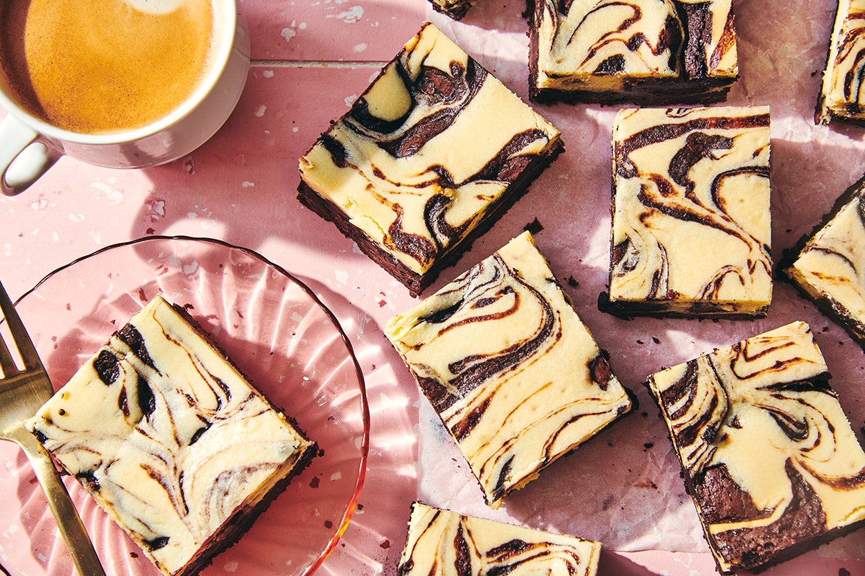 Baby Bundt Brownies with Honeyed Cream Cheese - Nordic Ware