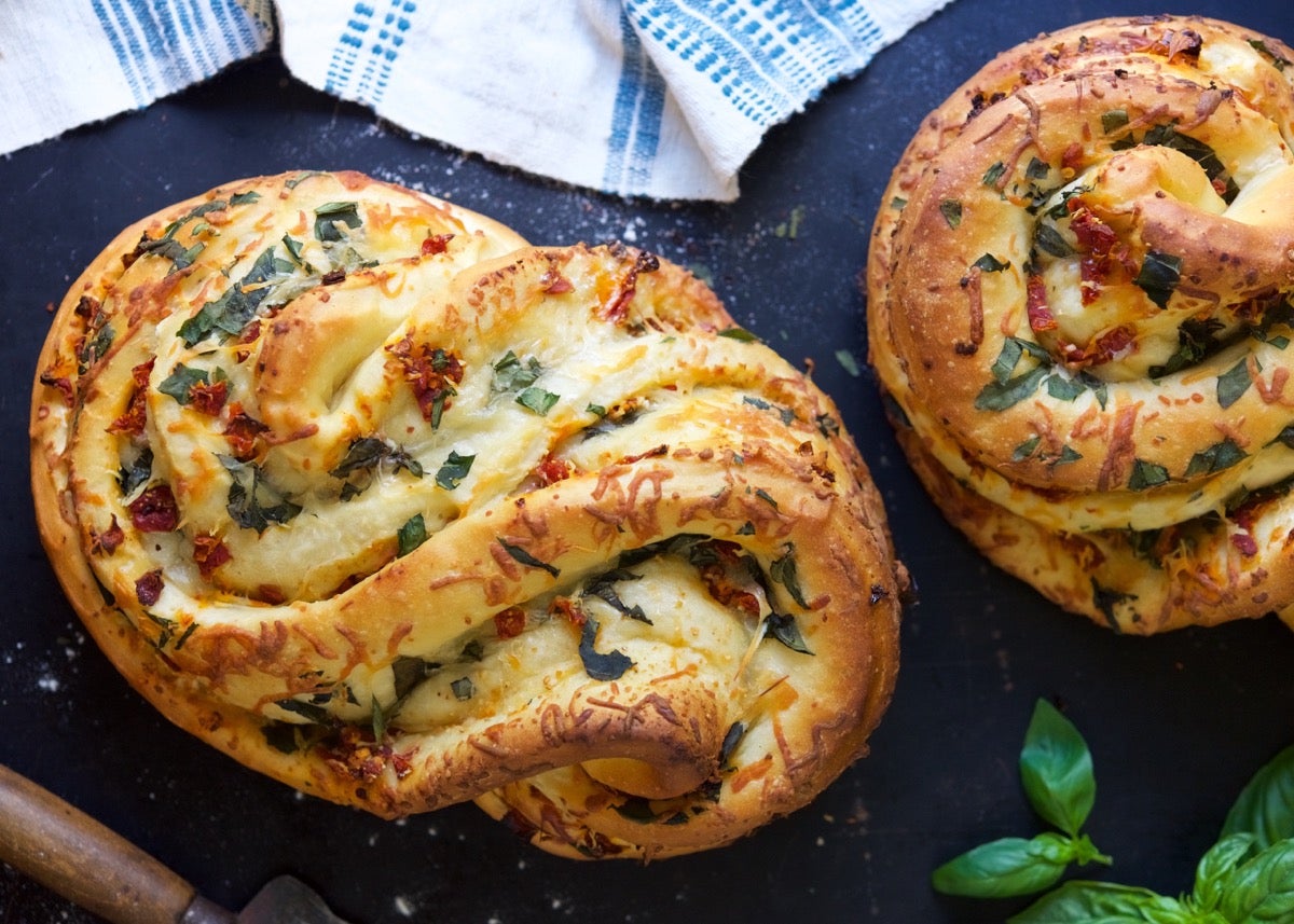 pane bianco with sun-dried tomatoes - a hint of rosemary