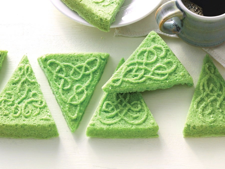 Irish Lace Shortbread Pan - Fancy Flours