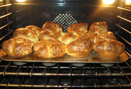 Golden Popover Mix and Standard Popover Pan Set - King Arthur