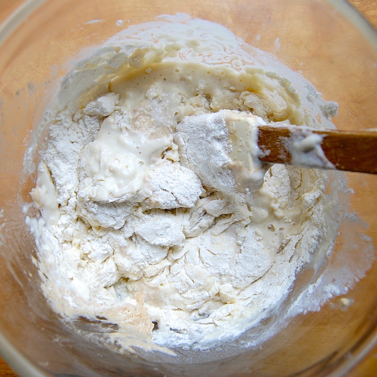 How to make your own sourdough starter via @kingarthurflour