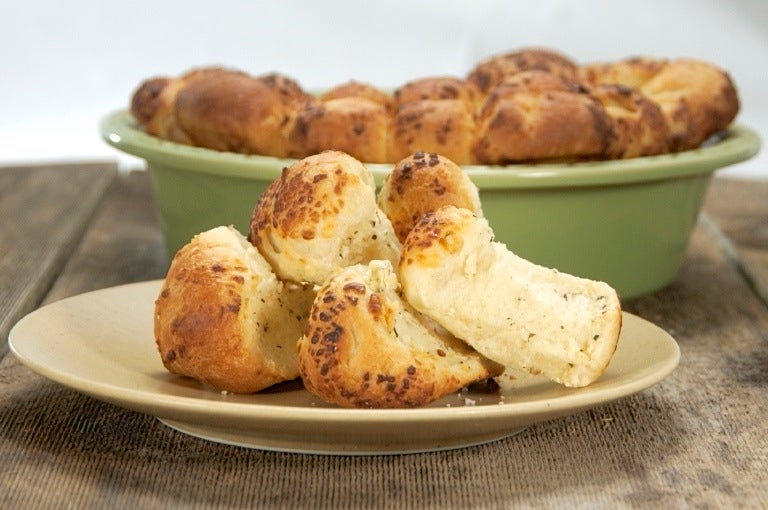 cheddar-cheese-pull-apart-bread