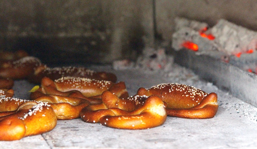 pretzels-in-oven