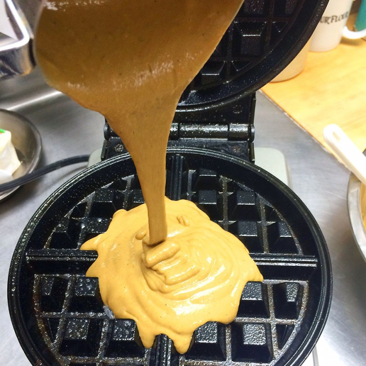 Pouring-batter2