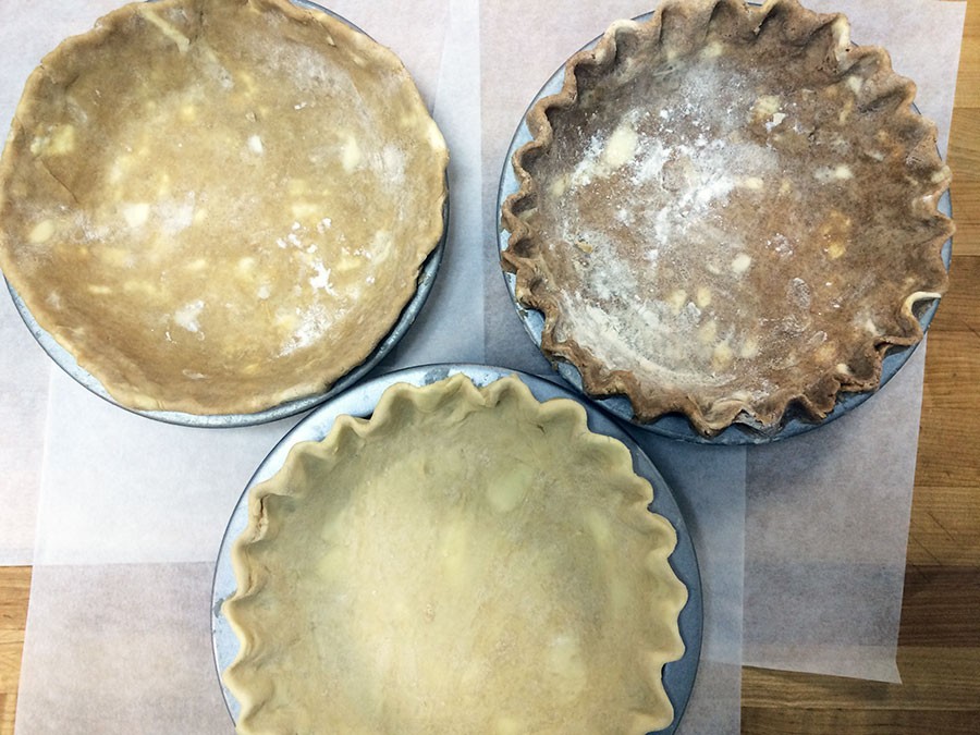 How to make Whole Wheat Pie Crust via @kingarthurflour