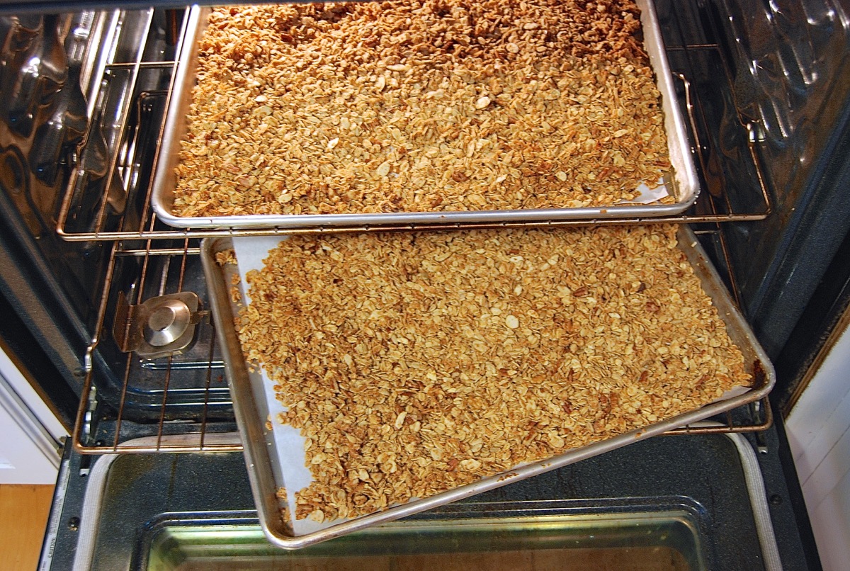 American Baking Down the Decades: Granola tips via @kingarthurflour