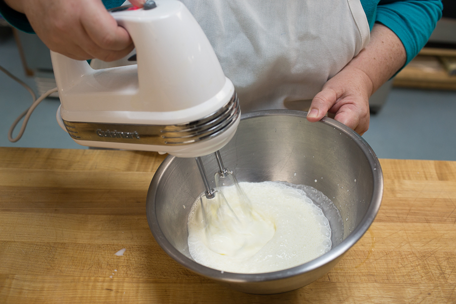 How To Properly Whip Cream via@kingarthurflour