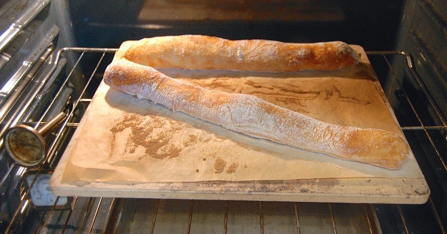 Comment faire du pain croustillant via @kingarthurflour