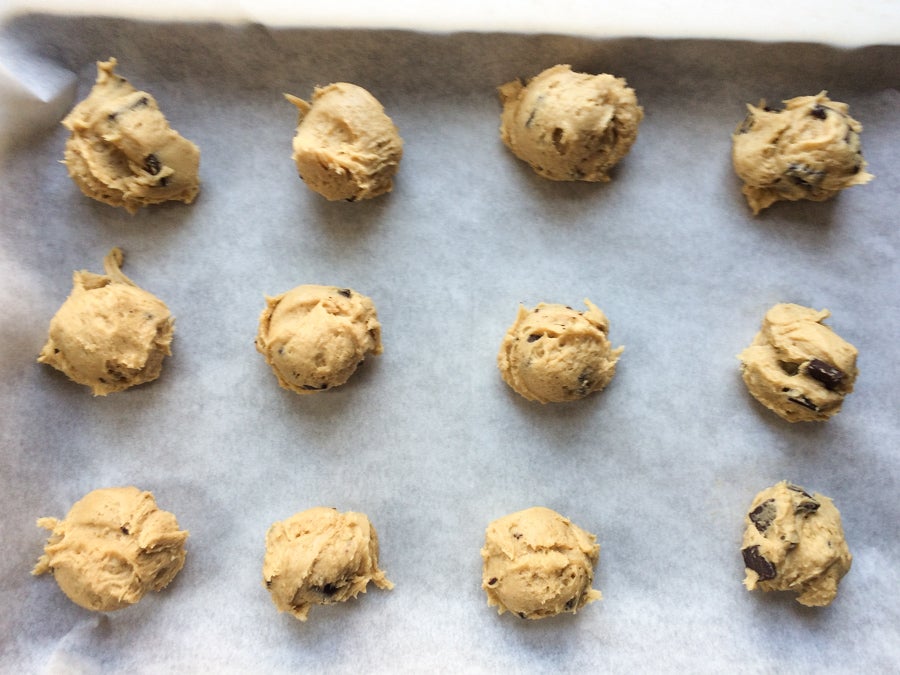 Fat Substitutes in Gluten-Free Baking: Chocolate Chip Cookie Test via @kingarthurflour