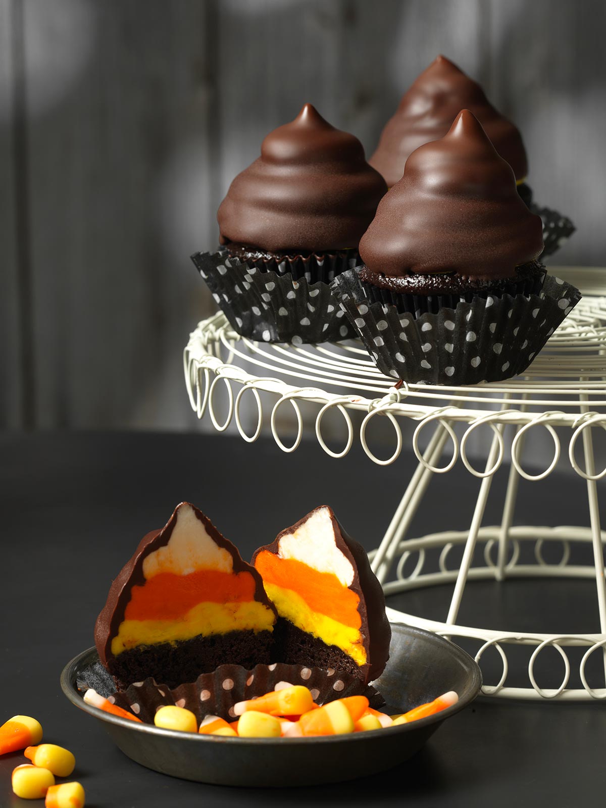 Halloween Cupcakes via @ kingarthurflour