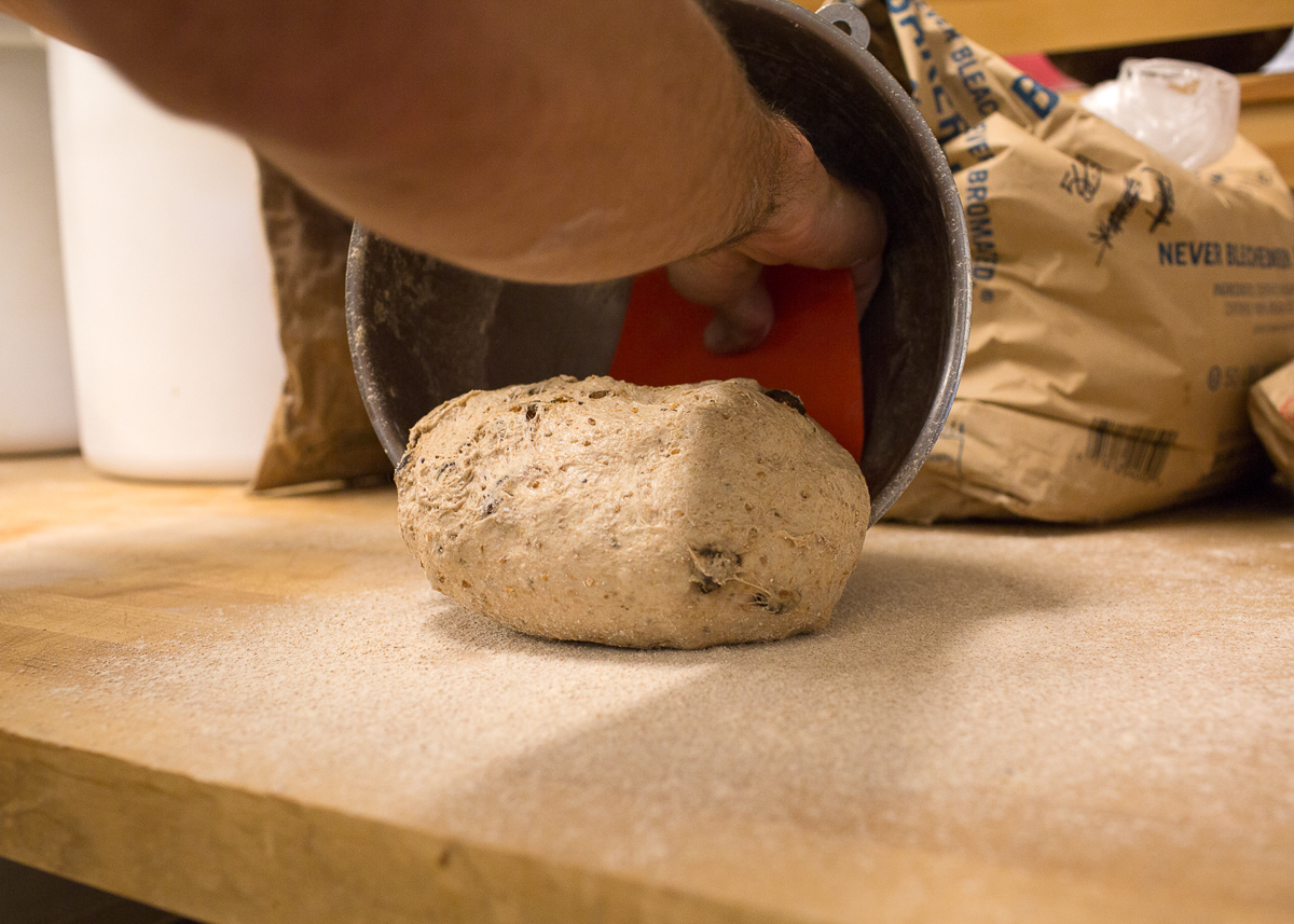 How to make mission fig bread via @kingarthurflour