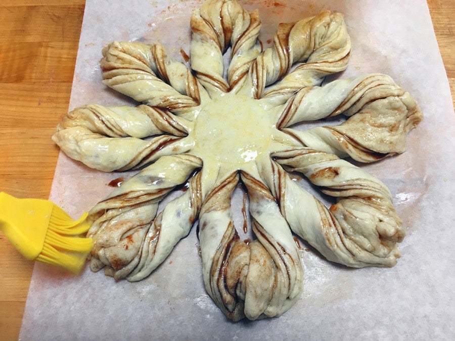 How to make Cinnamon Star Bread via @kingarthurflour