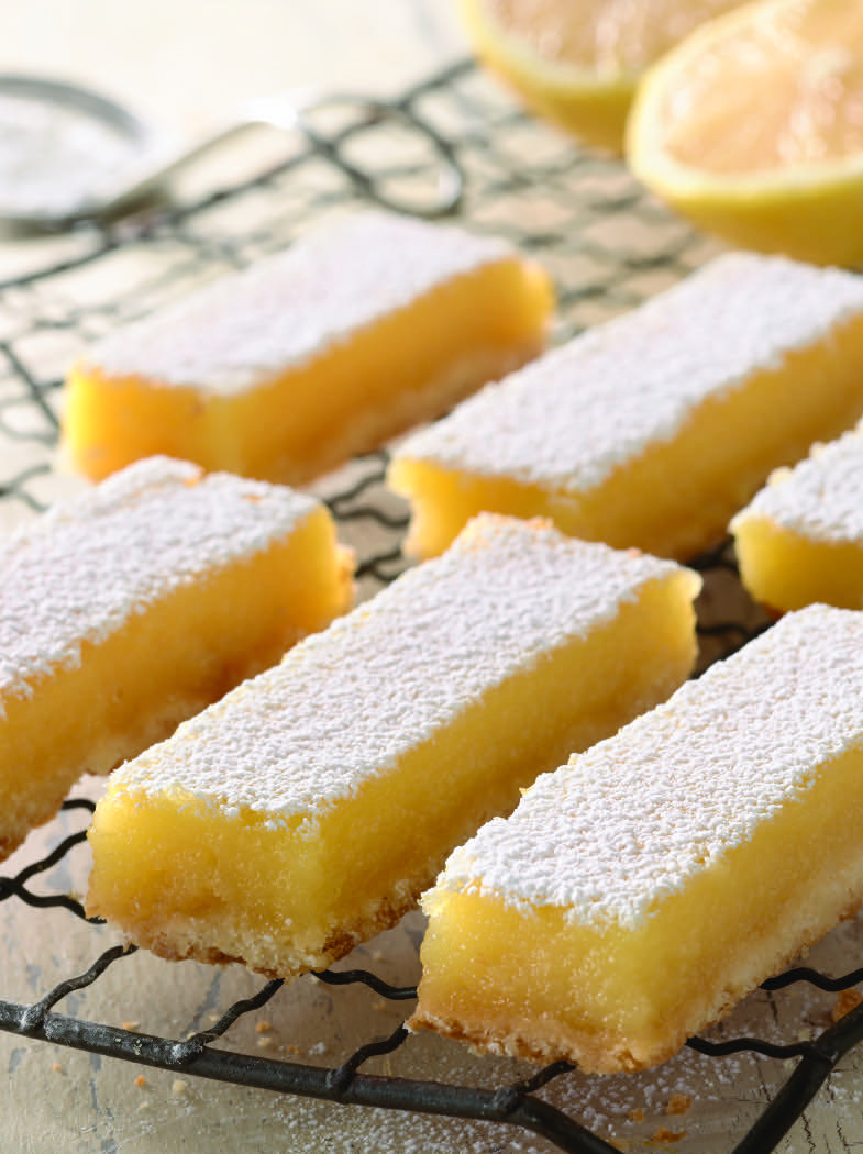 The best Gluten-Free Sugar Cookies using @kingarthurflour's gluten-free sugar cookie mix!