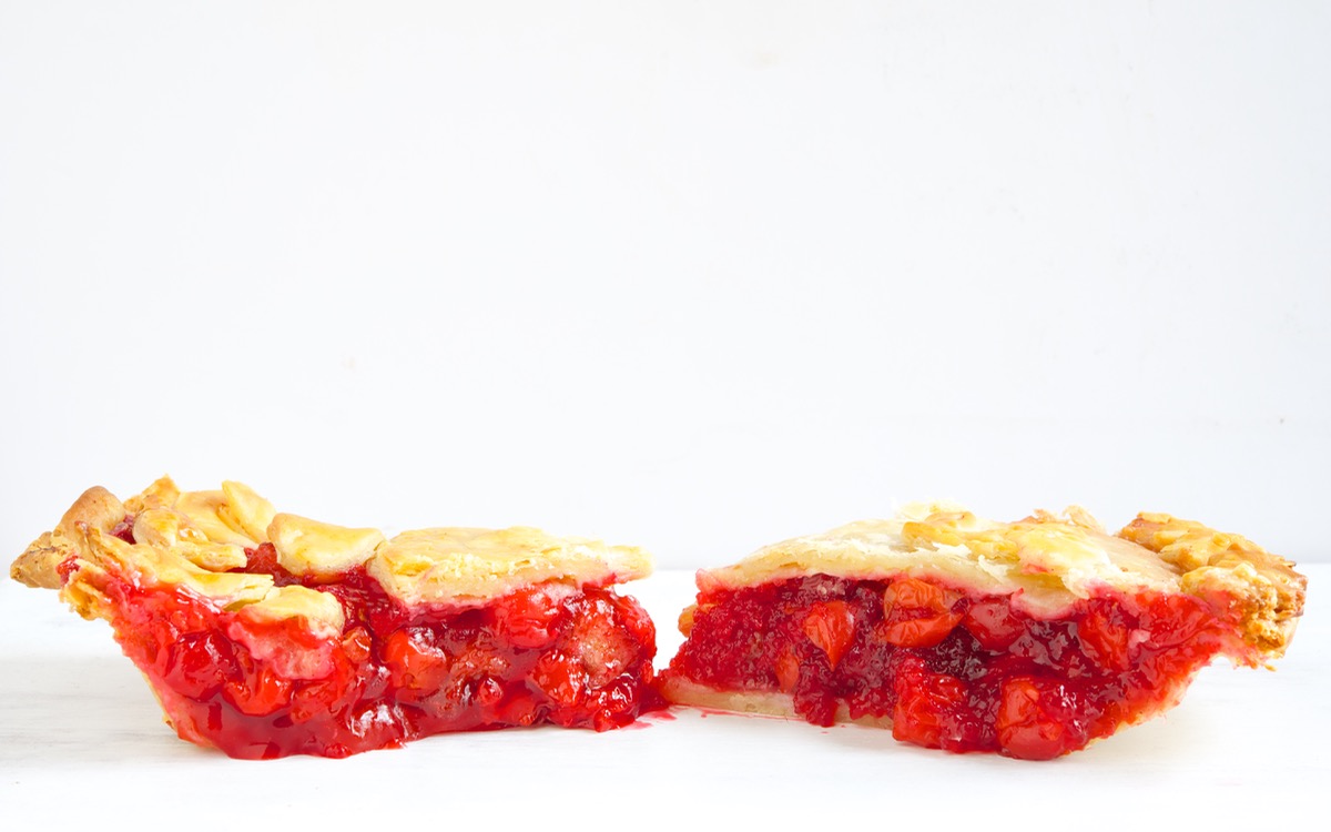 cherry pie via@kingarthurflour
