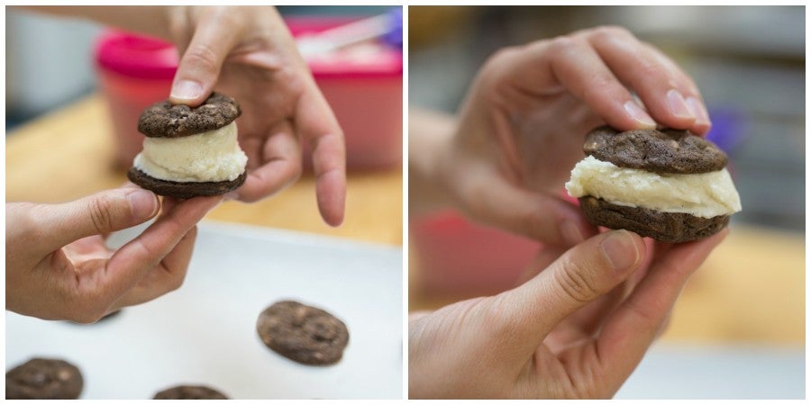 How to make Ice Cream Sandwiches blog via @kingarthurflour 