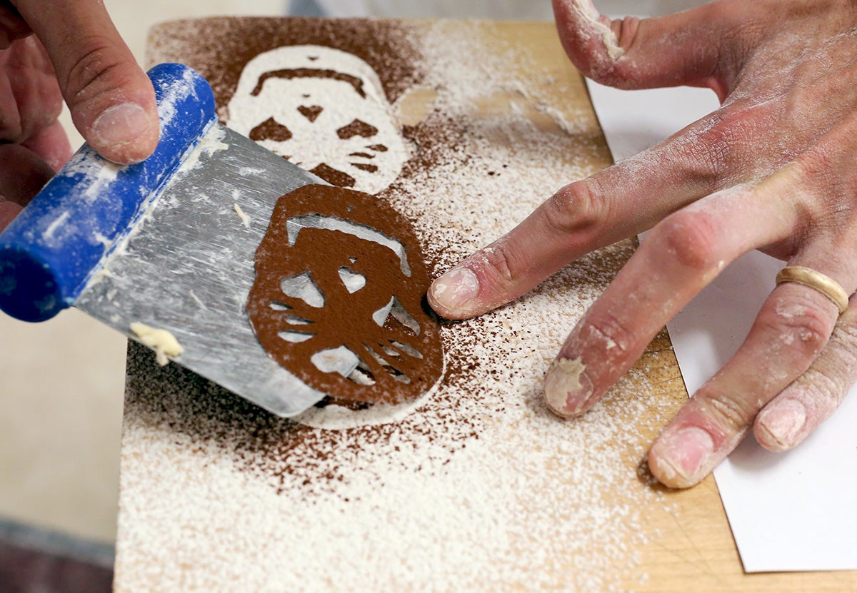 Artisan bread stenciling via @kingarthurflour