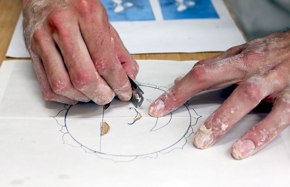 Artisan bread stenciling via @kingarthurflour