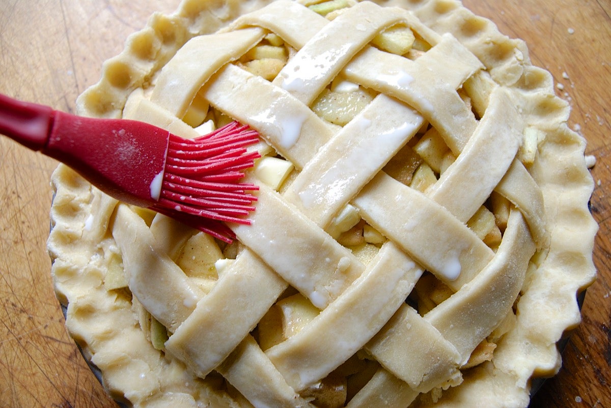 Apple Pie Bakealong via @kingarthurflour