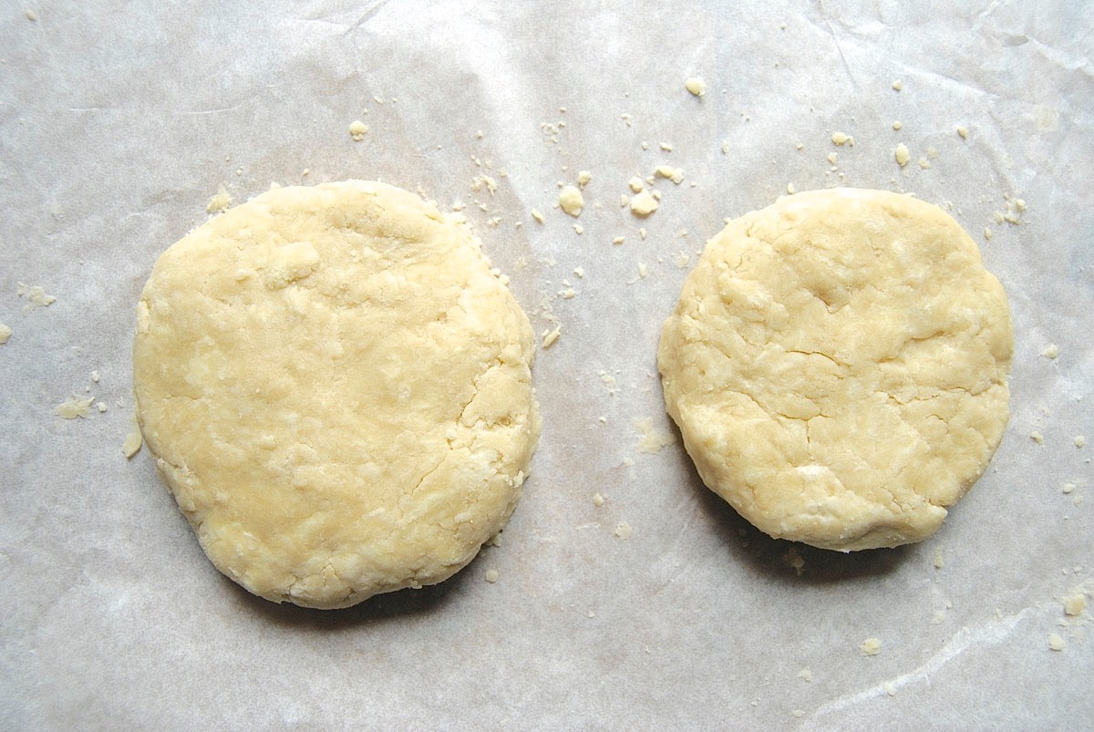 Make pie crust via @kingarthurflour