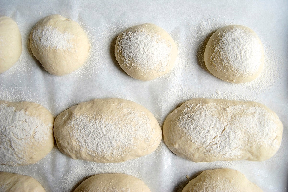 How to Make No-Knead Sandwich Rolls via @kingarthurflour