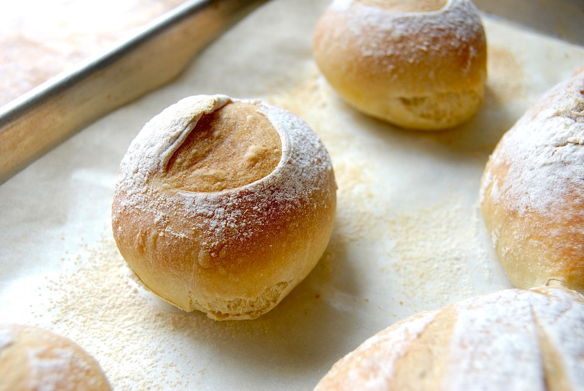 No-Knead Sandwich Rolls via @kingarthurflour