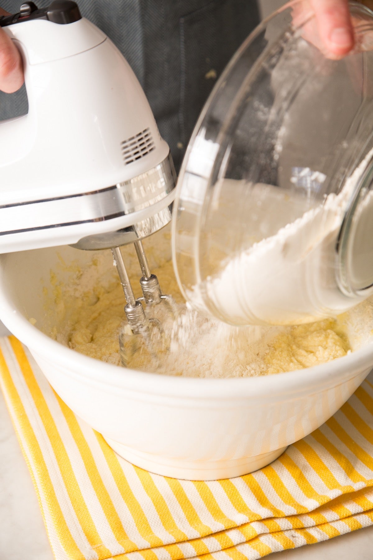 How-To-Make-Lemon-Bundt-Cake via @kingarthurflour