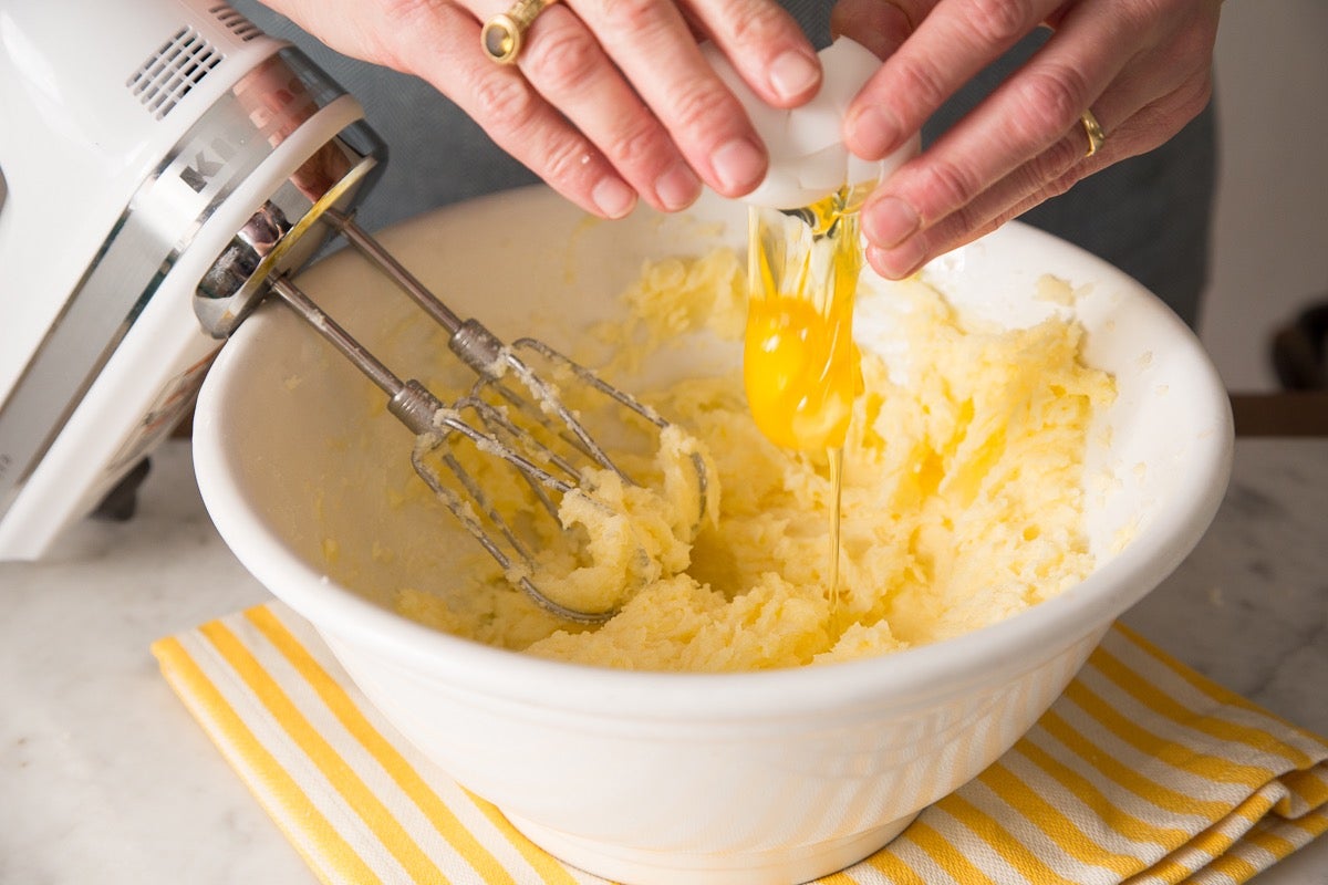 How-To-Make-Lemon-Bundt-Cake via @kingarthurflour