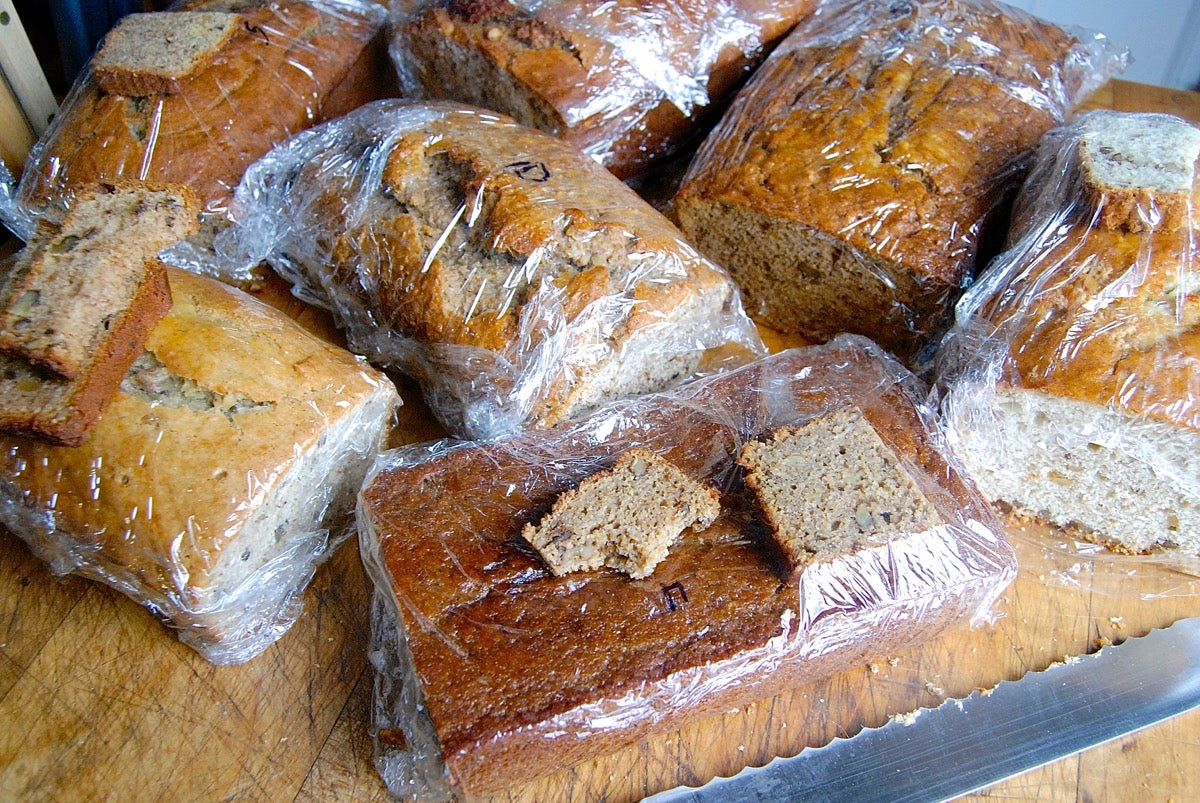 History of Banana Bread via @kingarthurflour