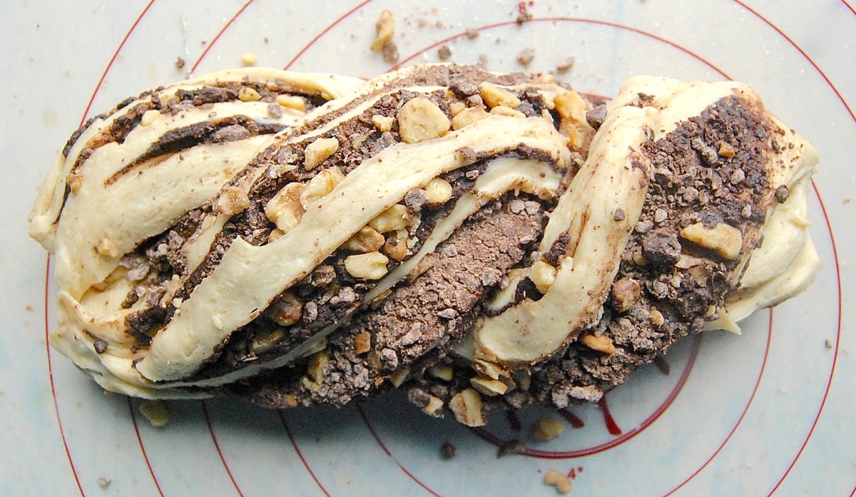 Chocolate Babka Bakealong via @kingarthurflour