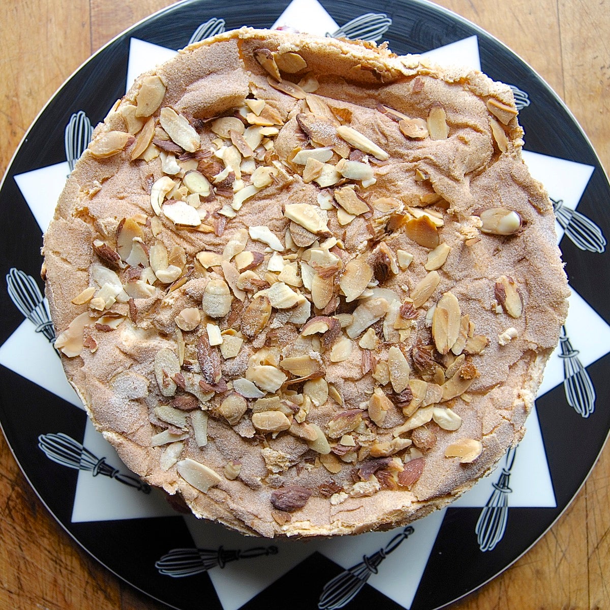 Berry Blitz Torte Bakealong via @kingarthurflour