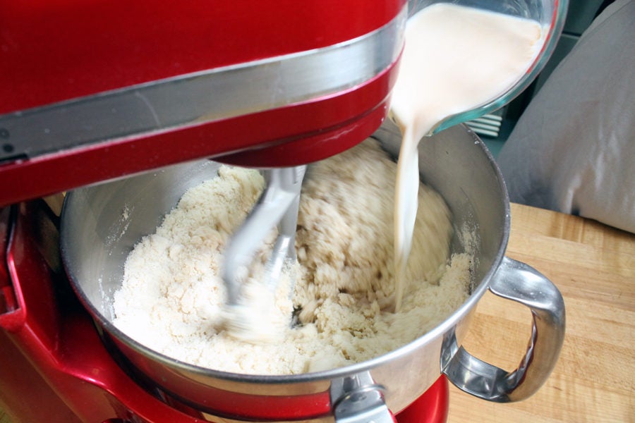 Cake Mixing Methods via @kingarthurflour