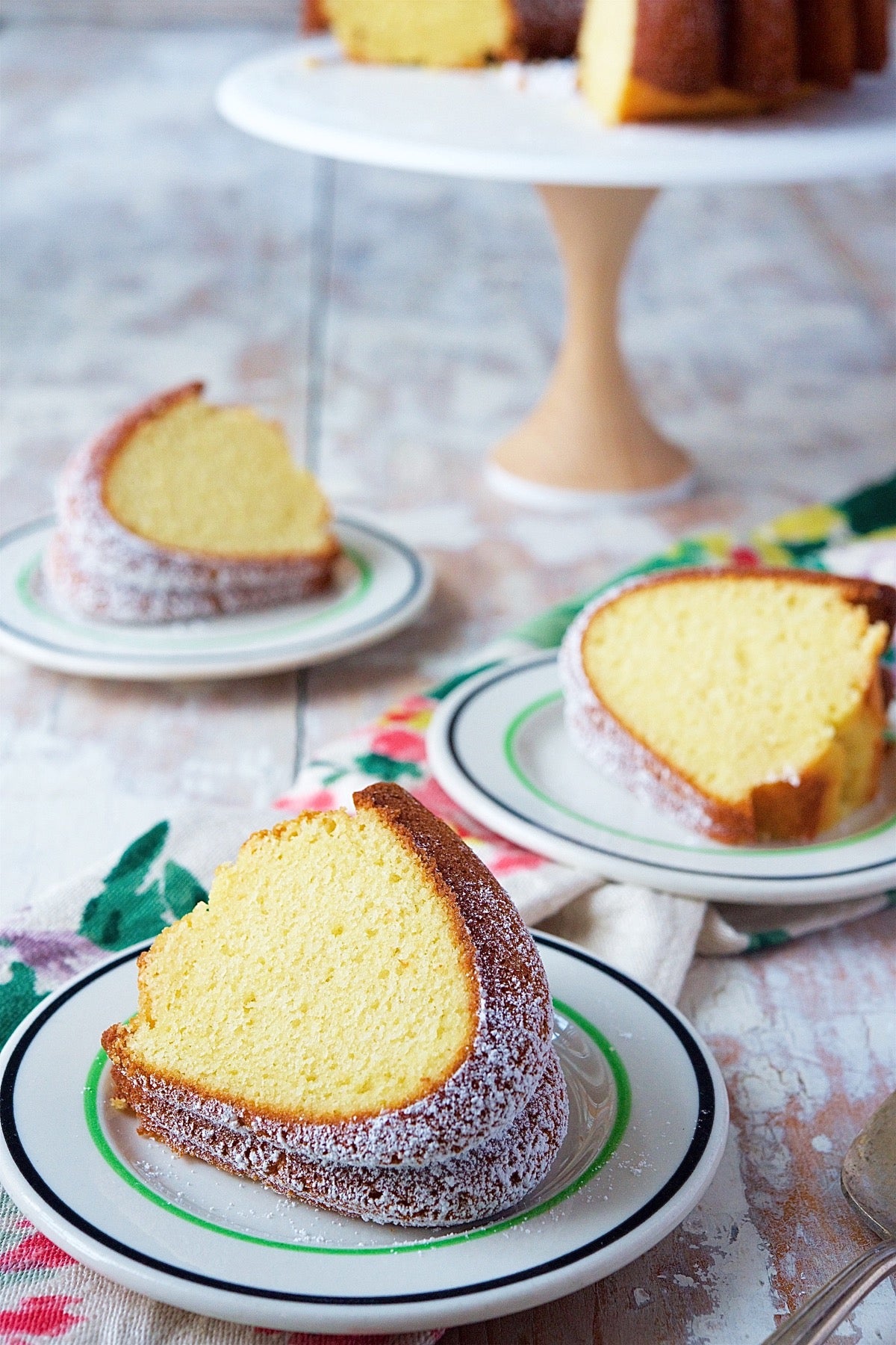 Classic Vanilla Bundt Cake via @kingarthurflour