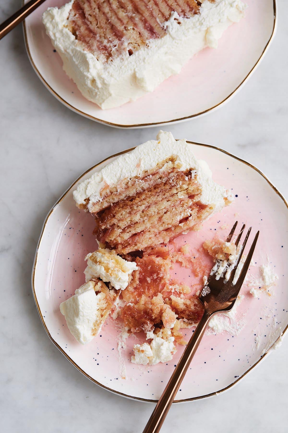 rhubarb icebox cake via @kingarthurflour