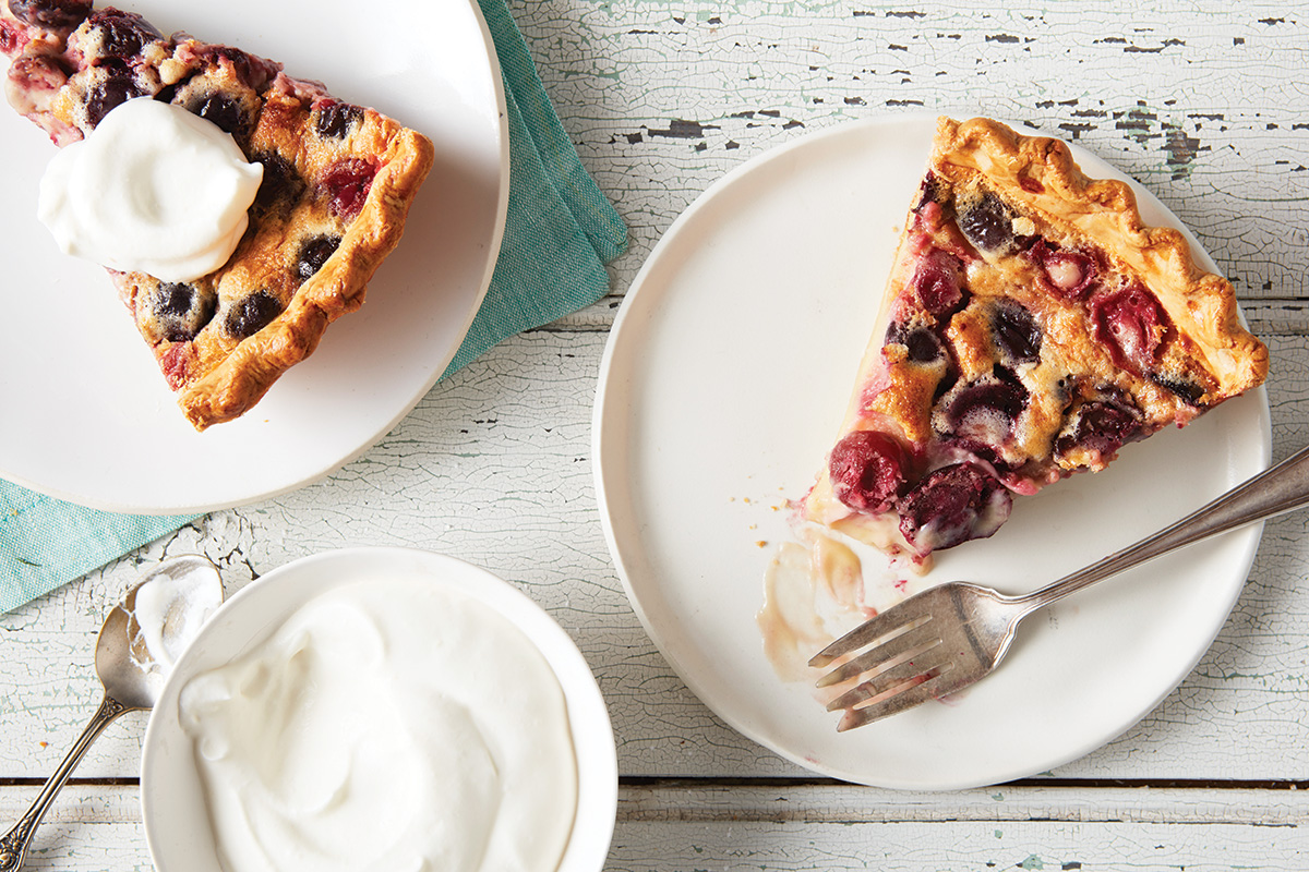 Cherry-vanilla cream pie via @kingarthurflour